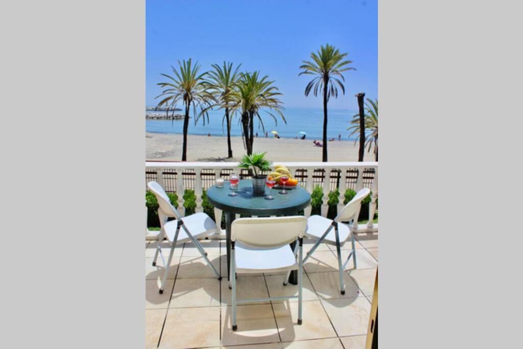 Frontline Sea In The Center Of Puerto Banus-beach *